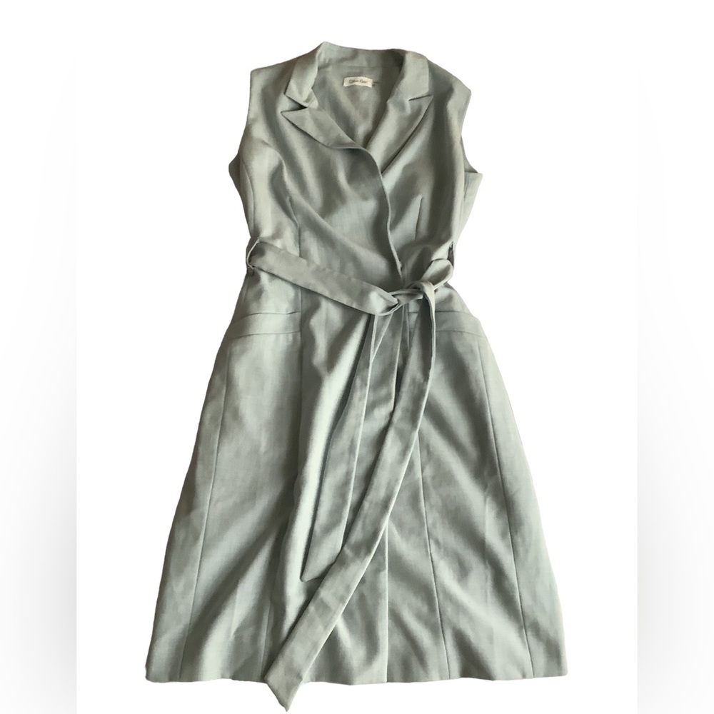 Beautiful NWOT blazer style zip and tie dress size 10